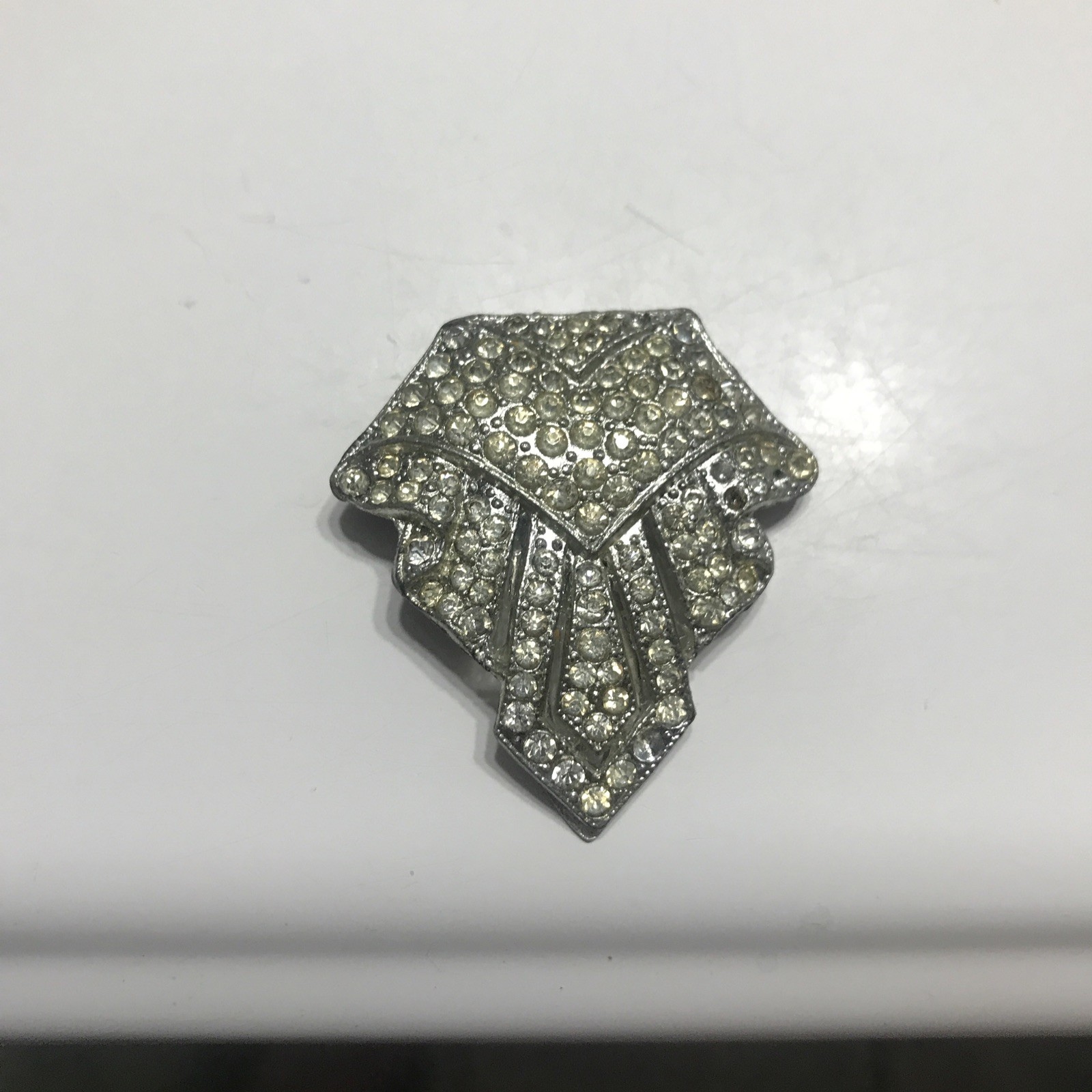 Vintage Rhinestone Dress / Scarf Clip Silver Tone Art Deco.