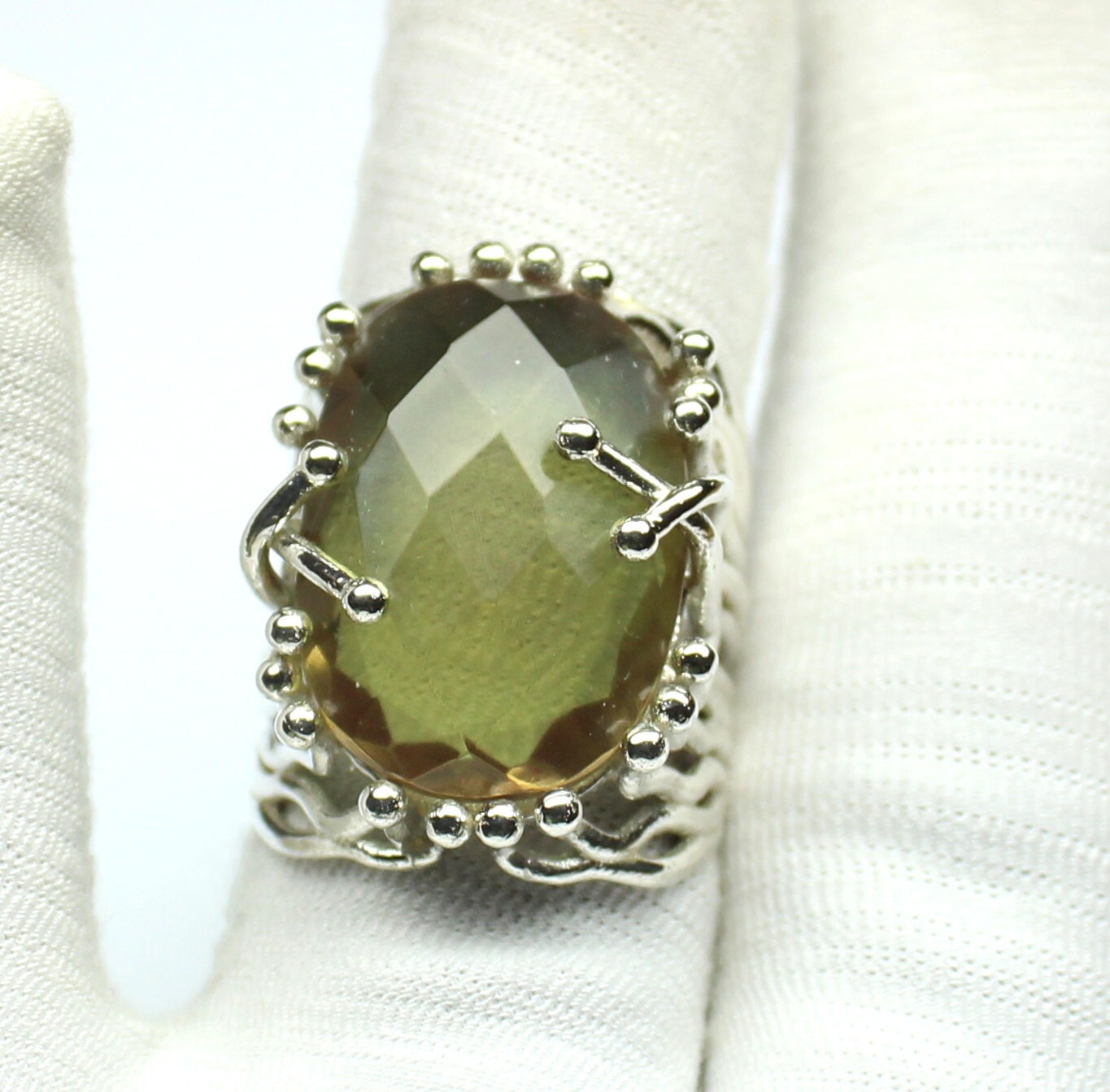 Large Alexandrite Ring, Genuine Color Change Russian Zultanite 925 Silver Ring