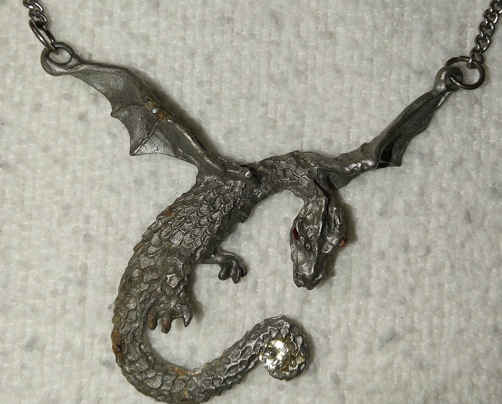 Vintage DRAGON Pendant Necklace – 13-1/2″ – Marked 2-1/2″ x 2-1/2″