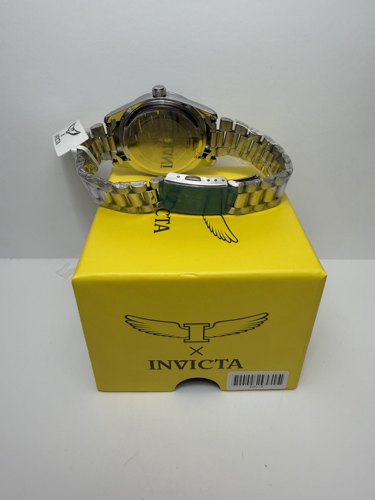 Invicta 69014 Men’s Silver Tone Black Dial Quartz Watch New Box