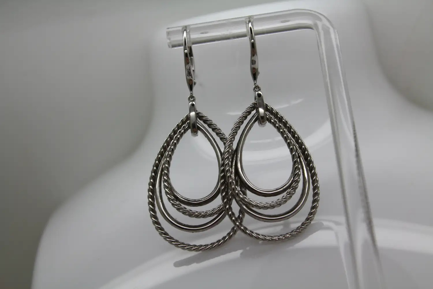 GABRIEL & CO. .925 S.S. MULTI ROW OF ROPE TEARDROP Dangles #