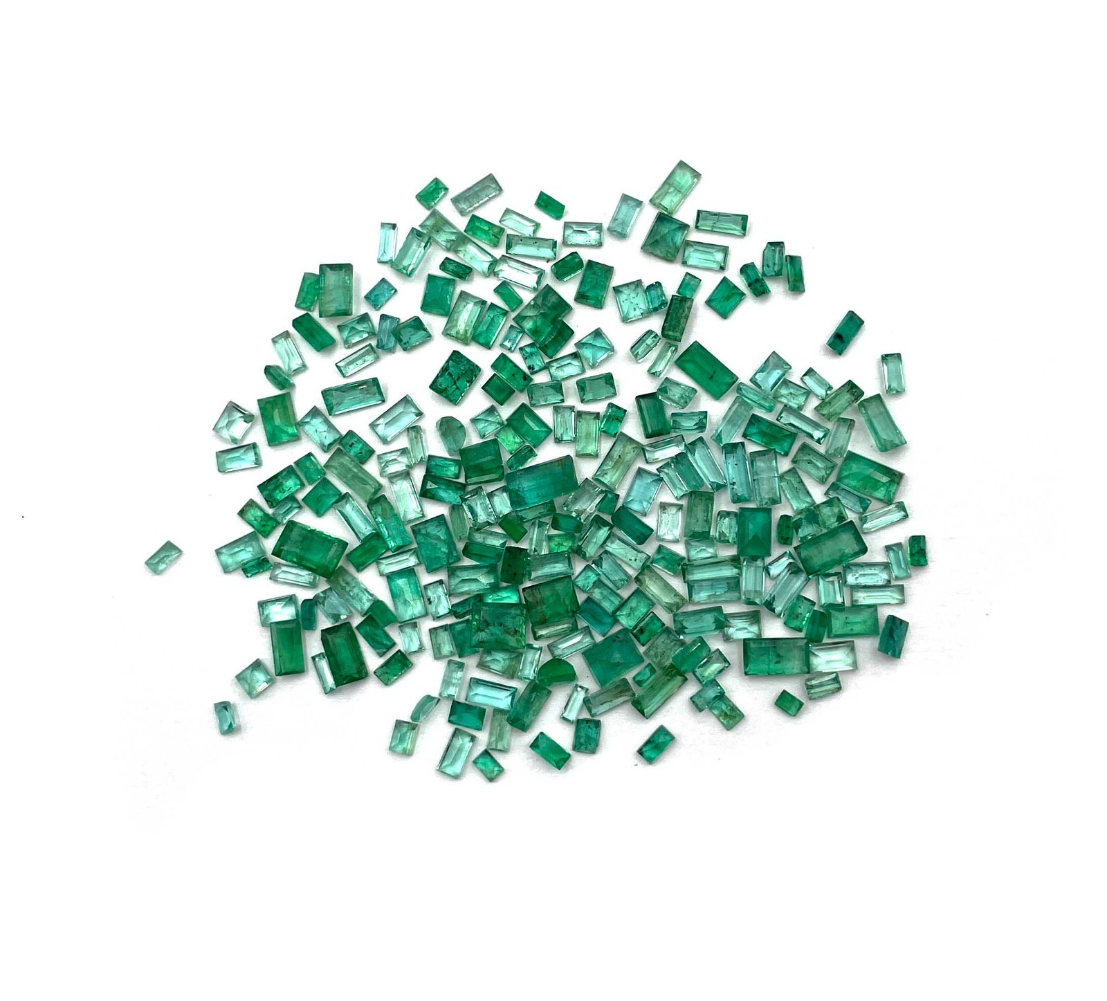Natural Emerald Baguette Cut Loose Gemstone Lot 13-16 Pcs 2*3-4*6 MM 3 CT