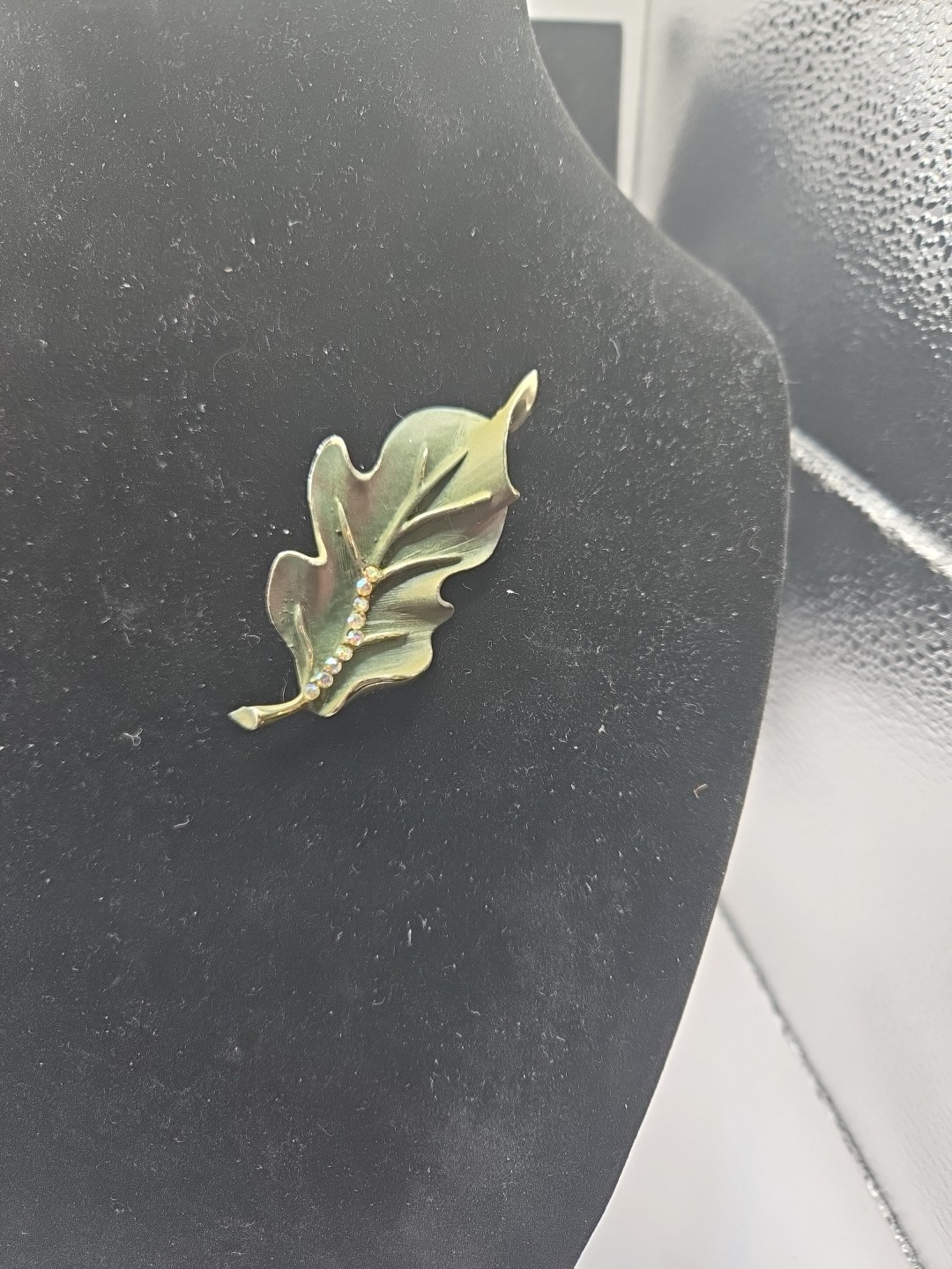 BSK Vintage Green Enamel & Rhinestones 3 Inch Long Leaf Brooch (I5)