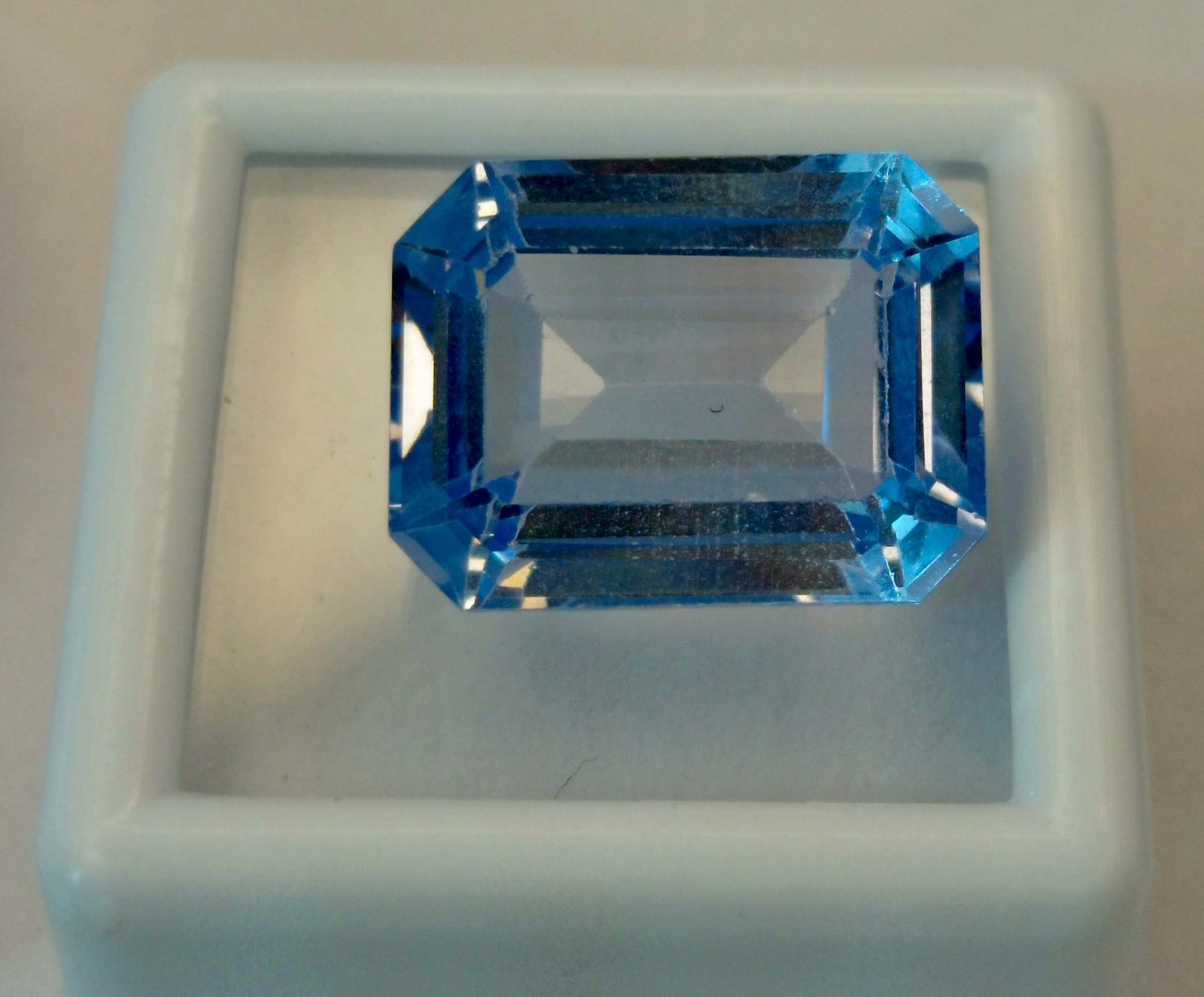 Blue Aquamarine Emerald Cut 15-17 Ct Natural Certified Loose Gemstone RK292