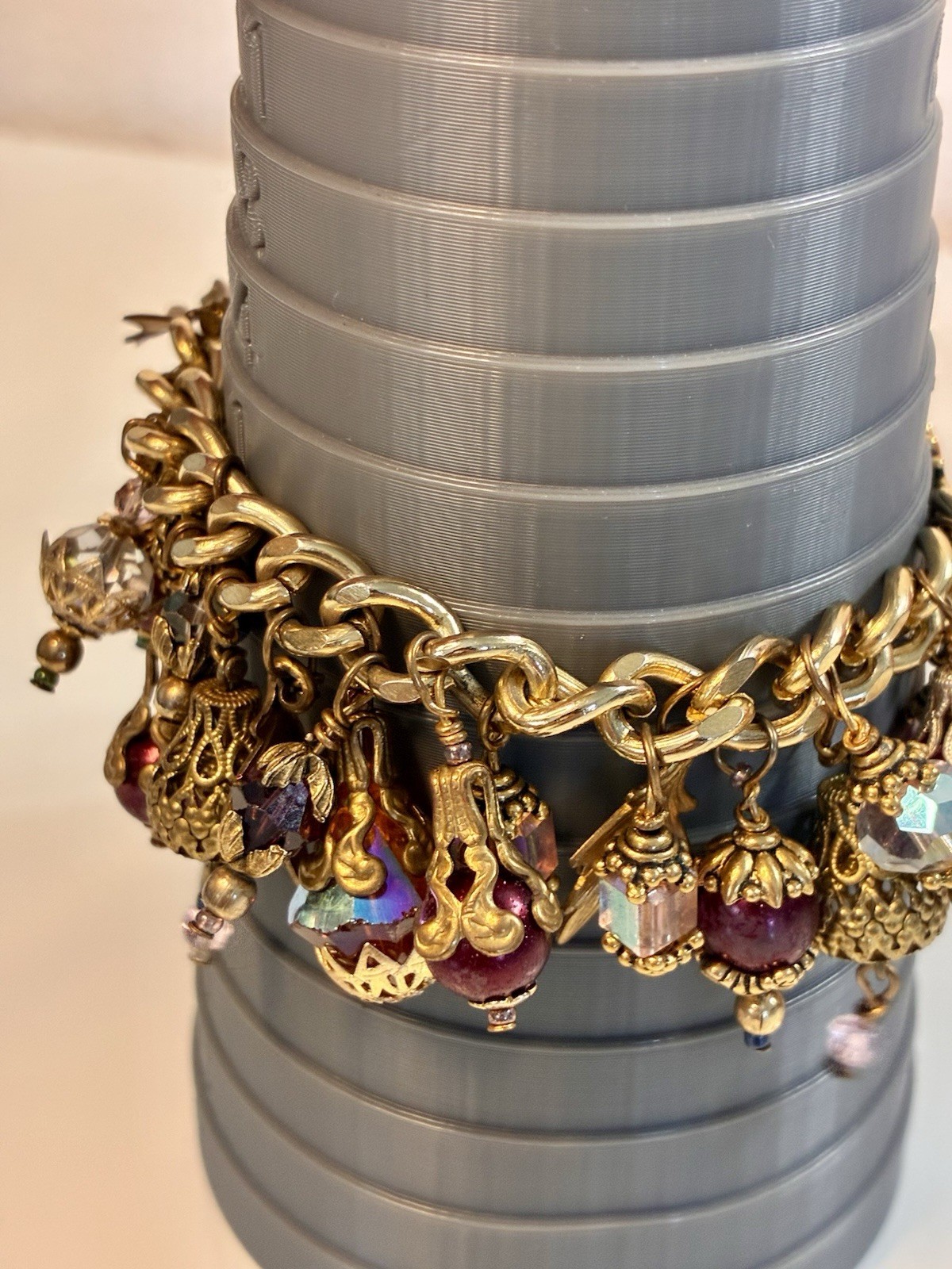 Gold Tone Cable Chain Charm Bracelet Toggle w/ Crystal Dangle Leaf Charms