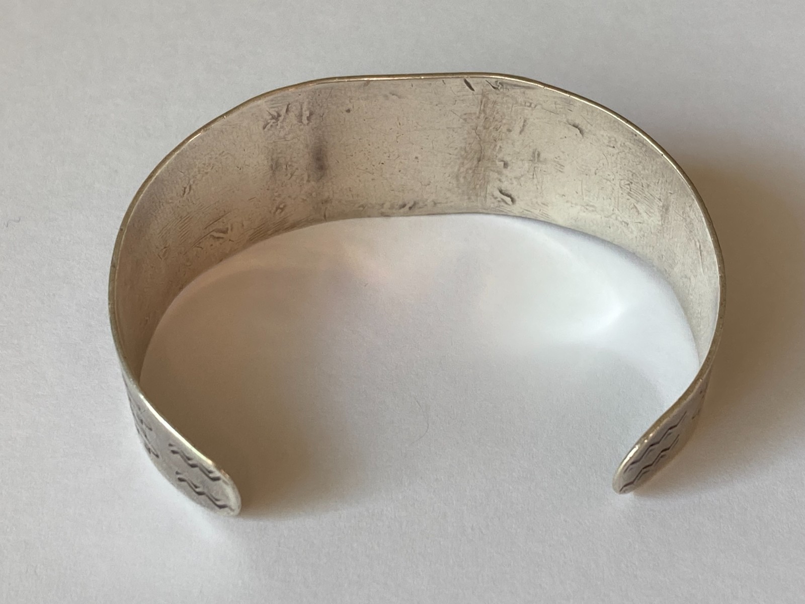 Rare Vtg XL Navajo Fred Harvey Era Coin Silver Bracelet w Cerrillos Stone