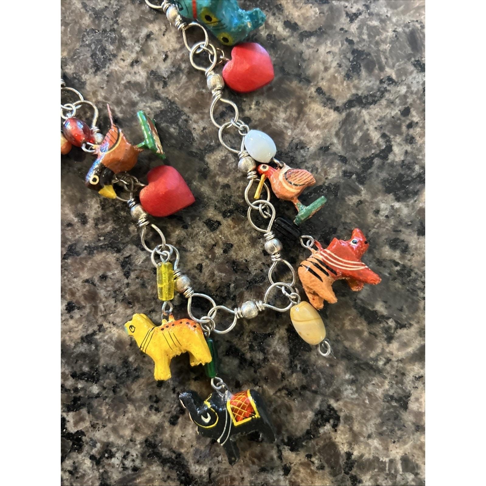Vintage Tropicana Necklace Silver Wooden Animals Birds Chain Parrot Hearts 14″