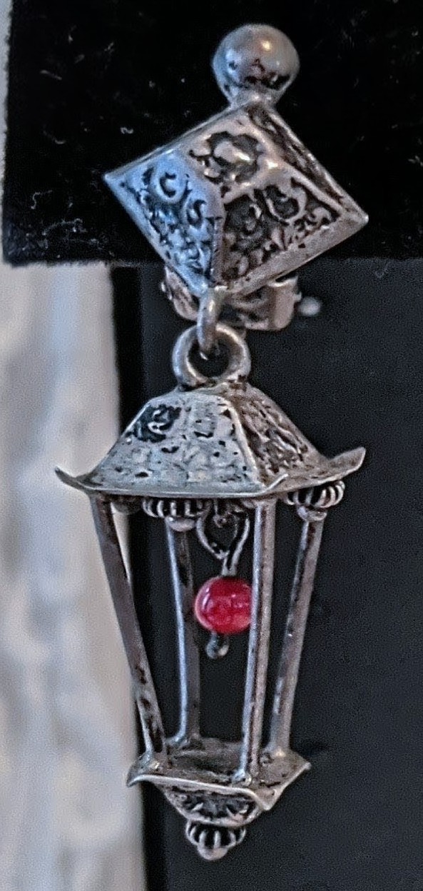Vintage Artisan 3 D Lantern Dangle Earrings Clip-on Acid Tested For Silver