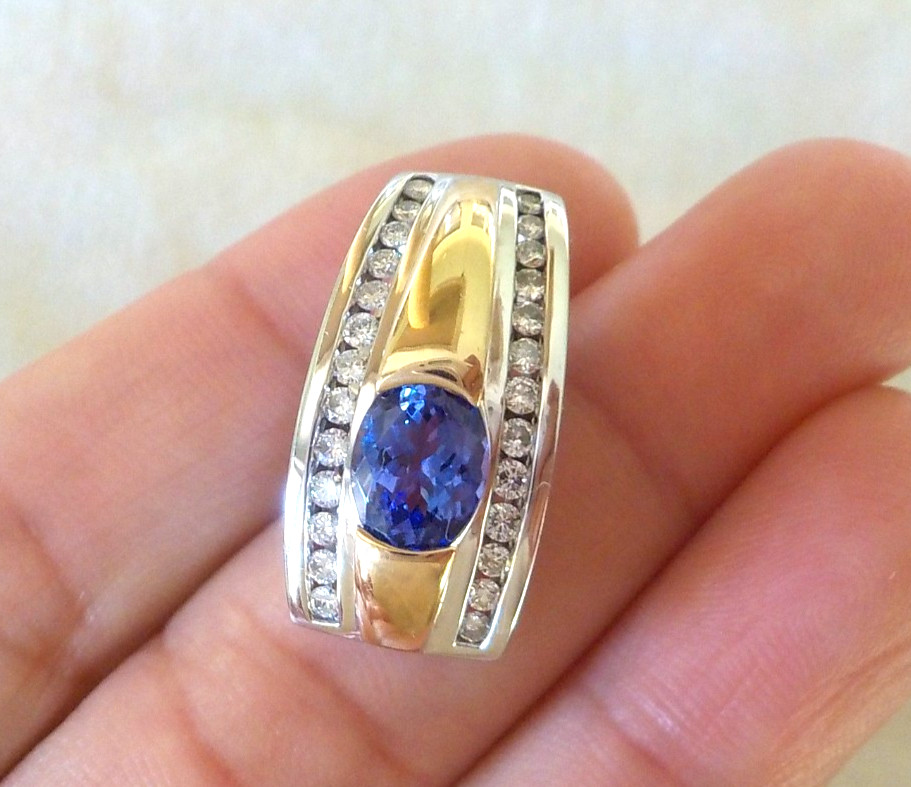 Heavy Levian 14K Multi Gold Tanzanite Diamond Pendant – 8.54 gm, 0.95 in, 1.59ct