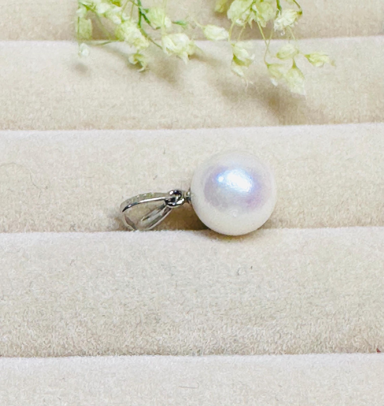 Platinum Natural Japan Akoya pearl Pendant (seawater) 7.0mm /with box/Japan