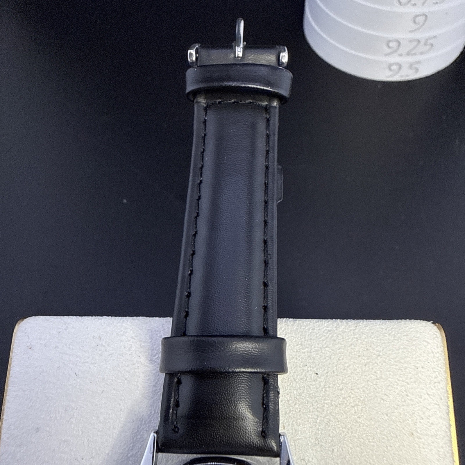 Vintage Caravelle By Bulova Men’s Mechanical Watch Working New leather Band 32MM