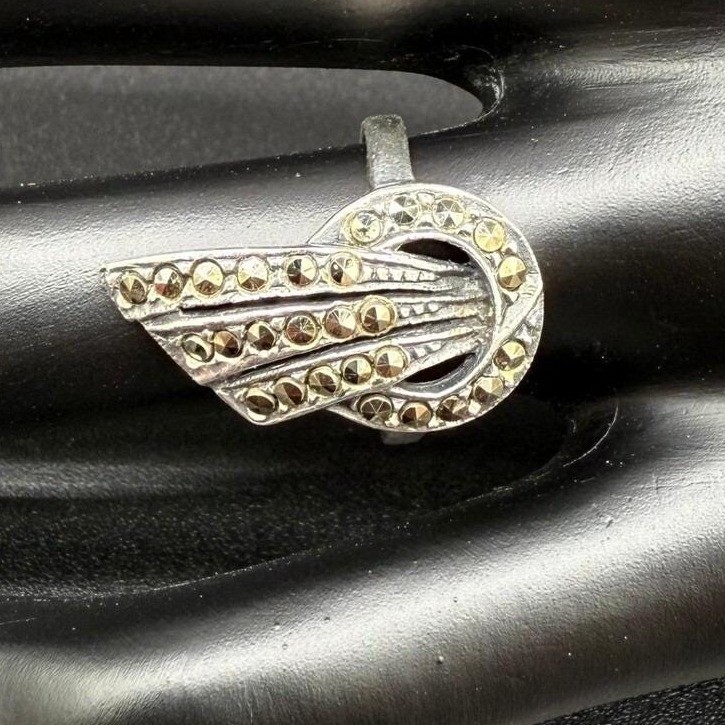 Sterling Silver Marcasite Ring 5.75 Art Deco Wing Fan Design Vintage Jewelry