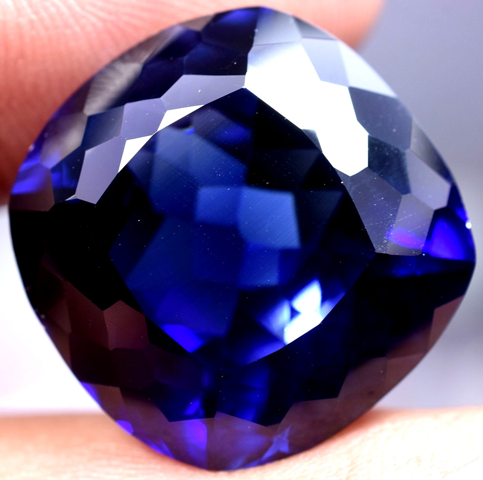 Natural 43.50 Ct Madagascar Royal Blue Sapphire GGL Certified Loose Gemstone