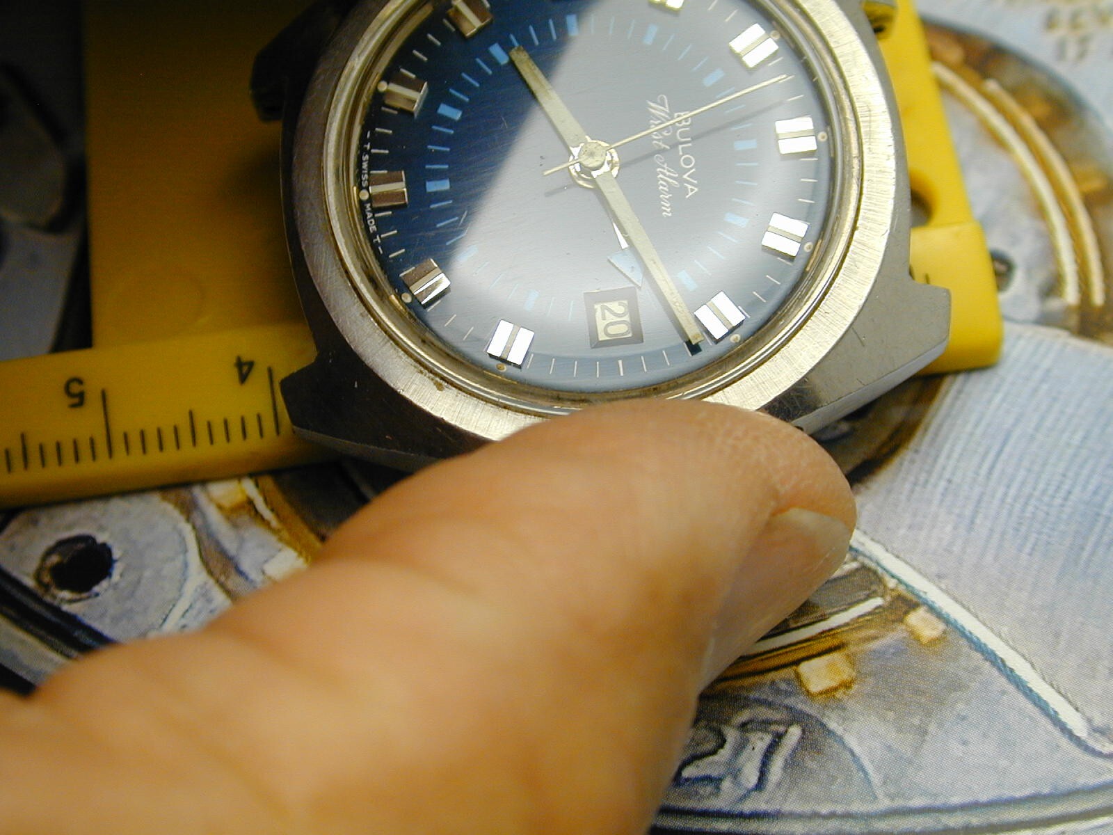 VINTAGE 1967 BULOVA WRIST ALARM WITH FANTASTIC BLUE DIAL RUNS ON 8-5-24