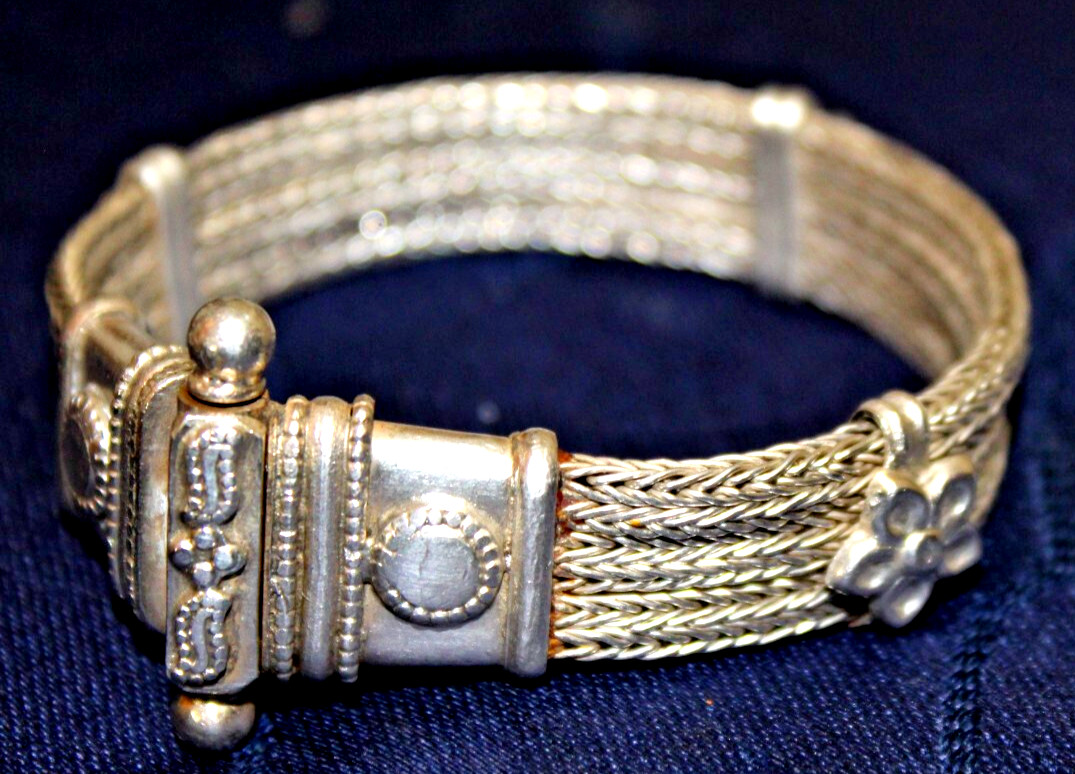 BALI ARTISAN DESAK SUARTI WOVEN 900 SILVER STAITON SCREW CLASP BRACELET 46g