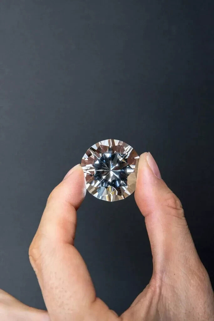 2.45 CT Natural White Diamond Round Cut 9 MM VVS1 D Grade IDGL Certified A3