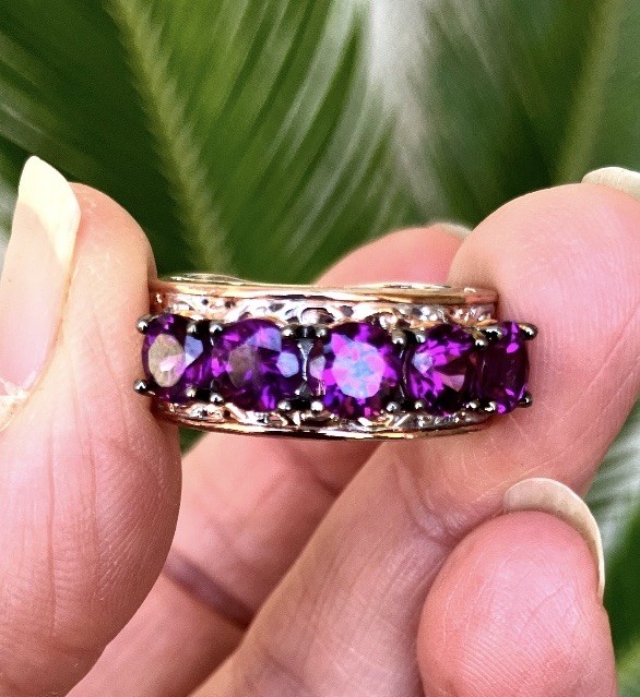 Gems En Vouge Micheal Valitutti 925 SS Gold Embraced Grape Garnet Ring