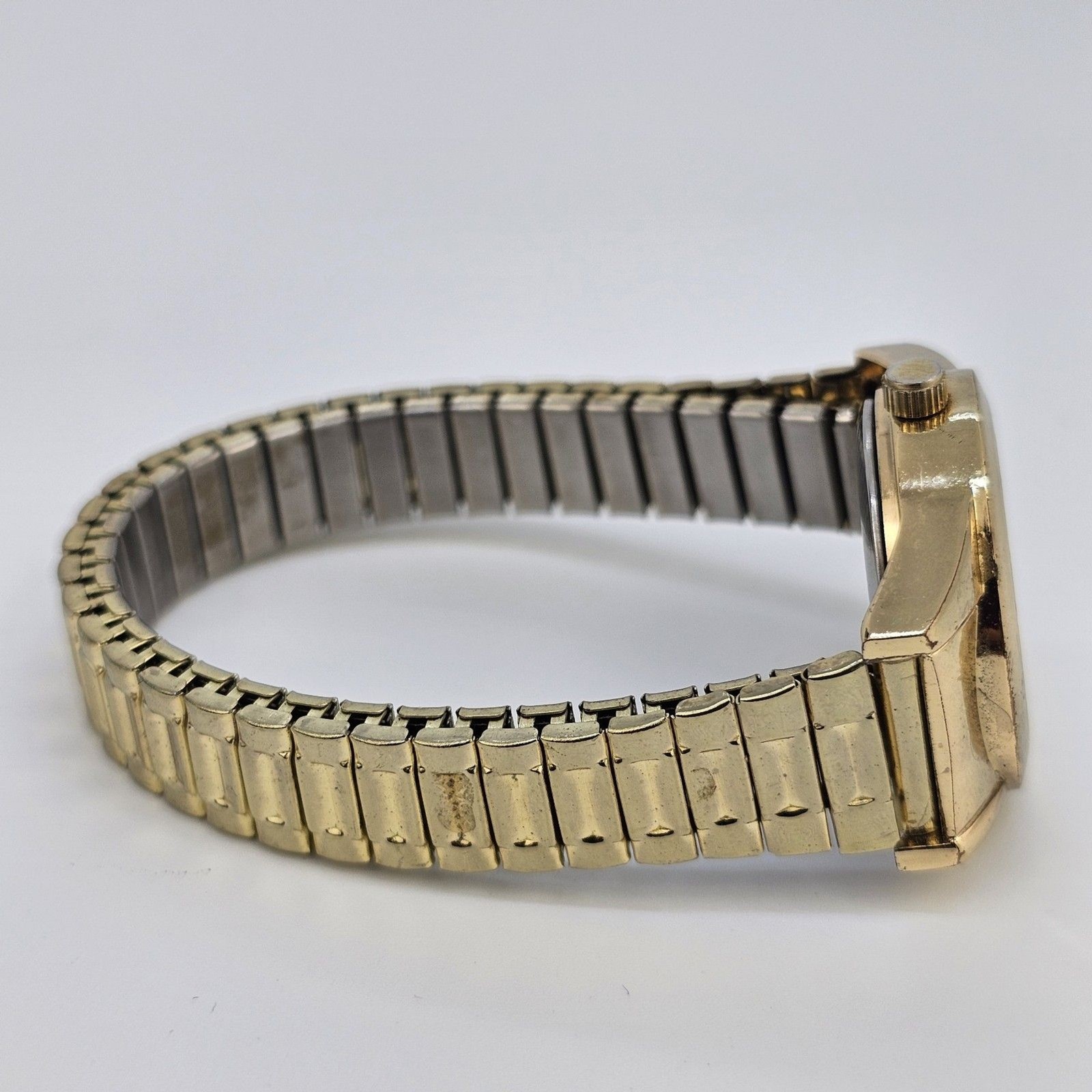 28MM Women’s Watch White Dial Gold Case Expandable Band 6″ New Battery