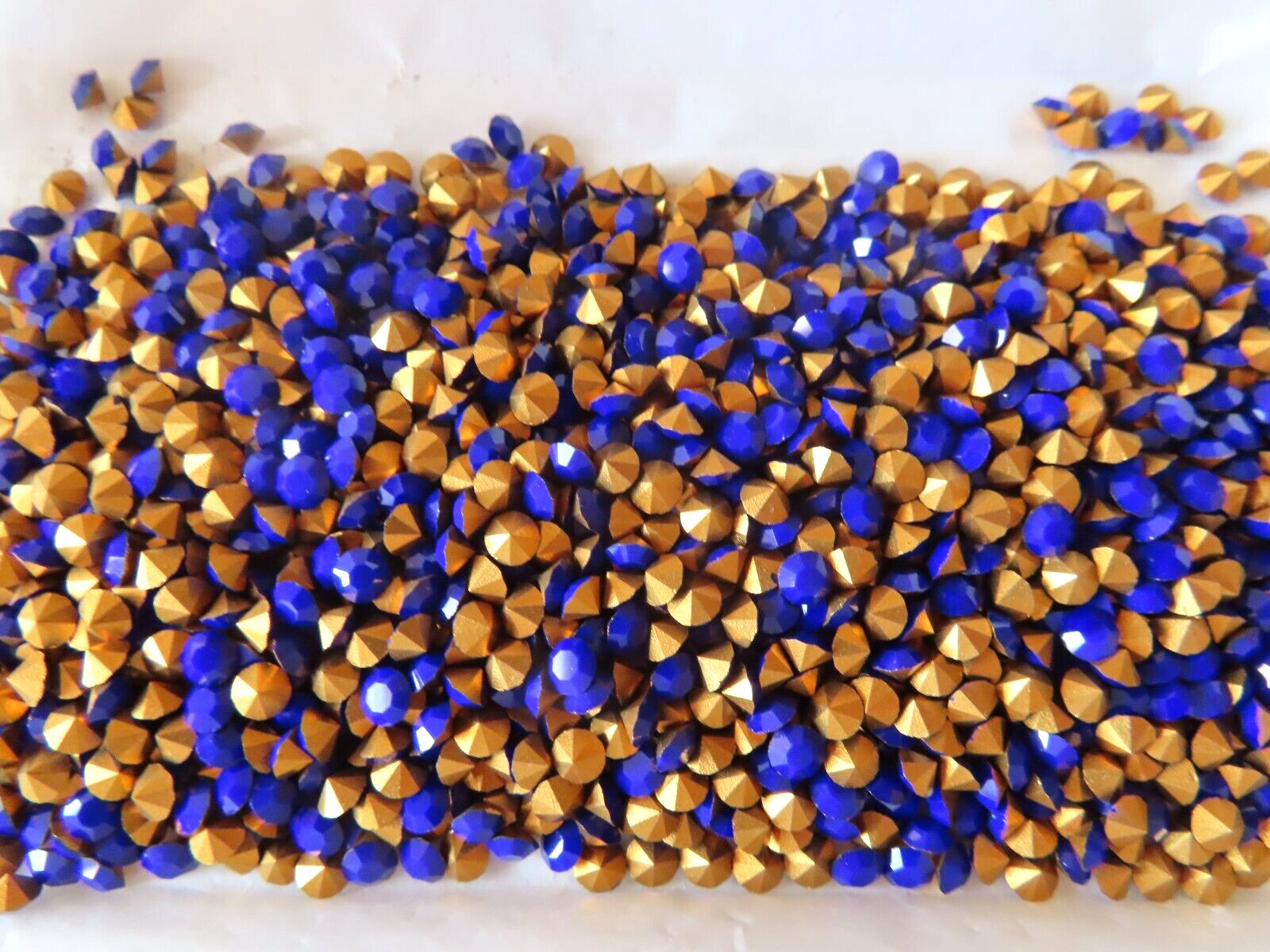 Full pack 1440 Swarovski Rhinestones 32pp Navy Blue/foiled. #1100