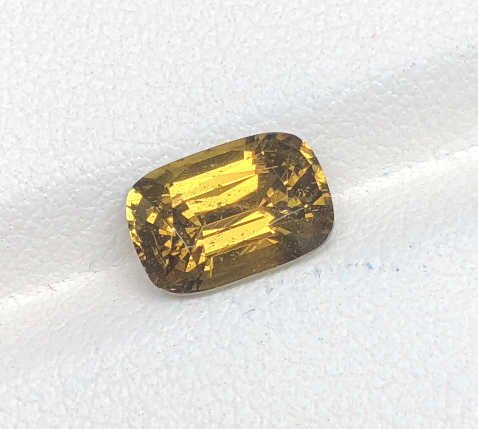 Canary Tone Chrysoberyl 2.50 Ct loose gemstones