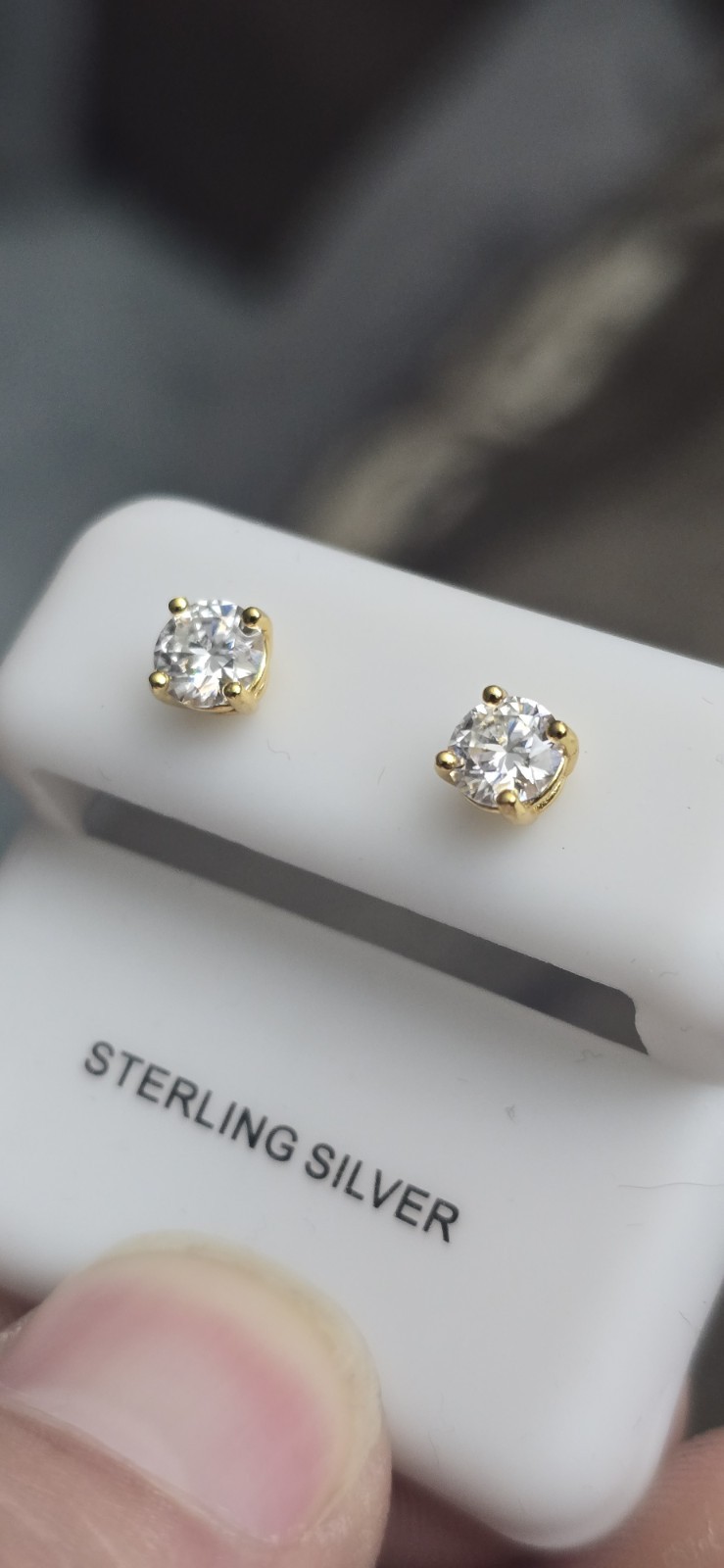 925 Sterling Silver Round Diamond Stud Earrings Prong Set VVS D 0.85ctw