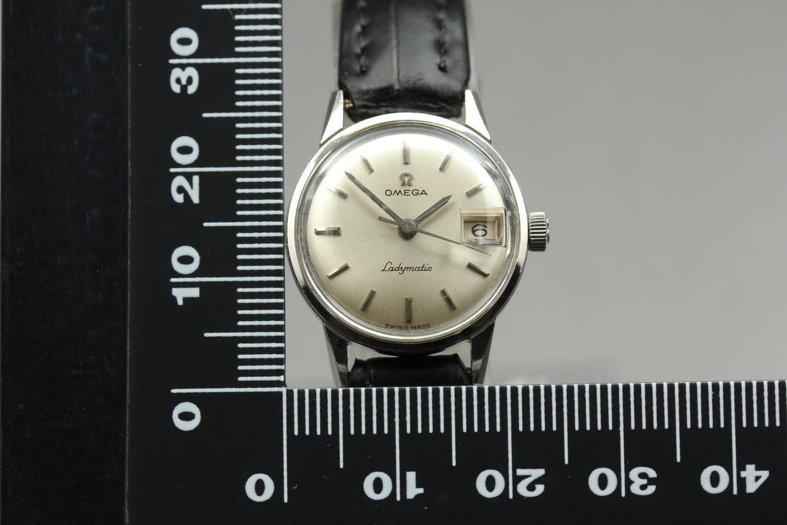 Vintage 1963 OMEGA Seamaster Ladymatic Cal.681 Automatic 22mm Ladies Watch JAPAN