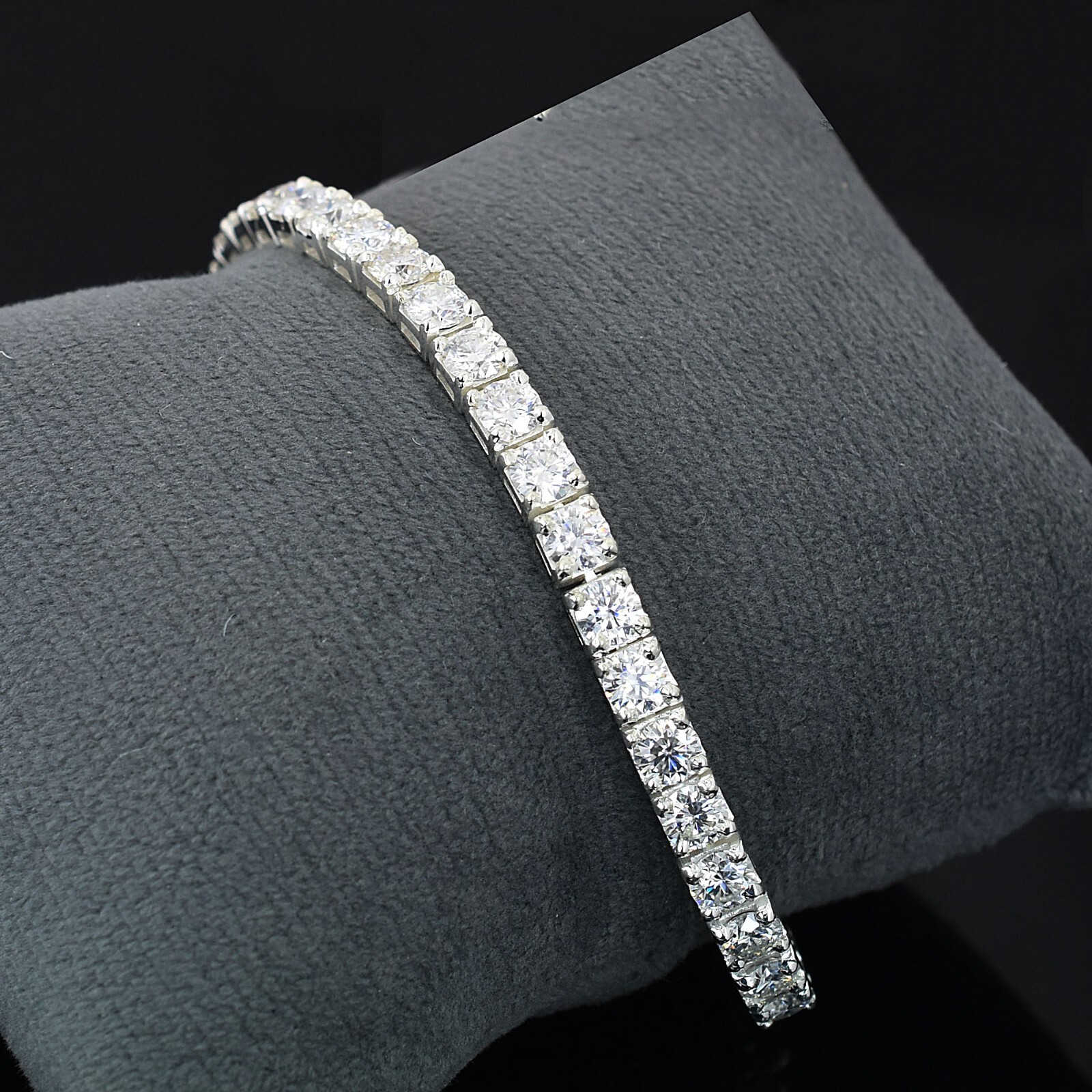 15.50Ct, 4.5mm Diamonds Tennis Bracelet-Great Shine & Luster! FREE Diamond studs