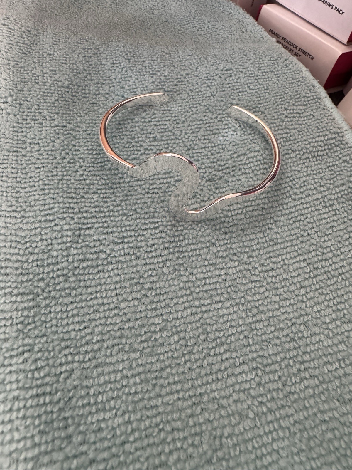 Avon Studio 1886 Chic Metal Cuff Bracelet-Silvertone NIB