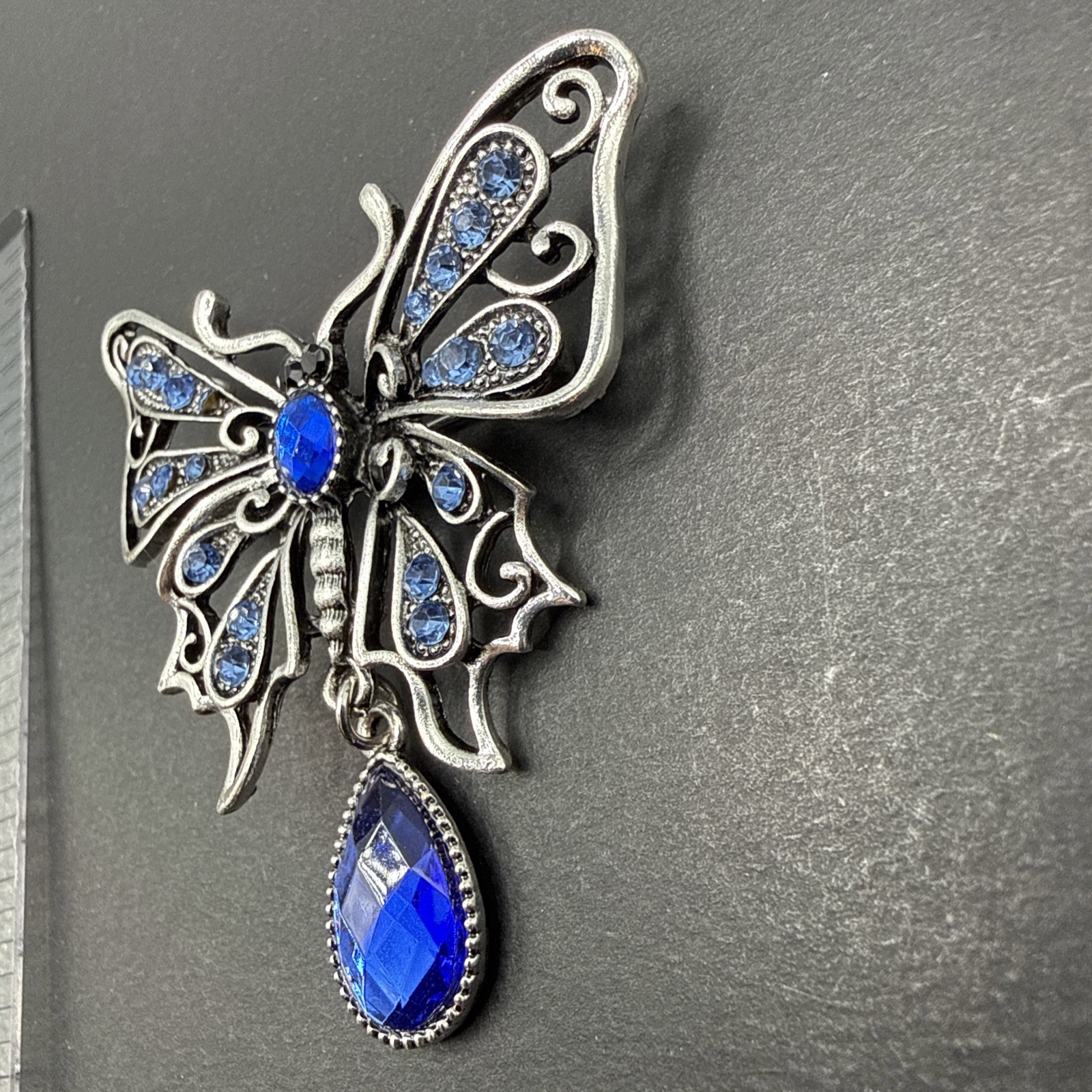 Butterfly Brooch Pin Pendant Dangle Blue Rhinestone J26