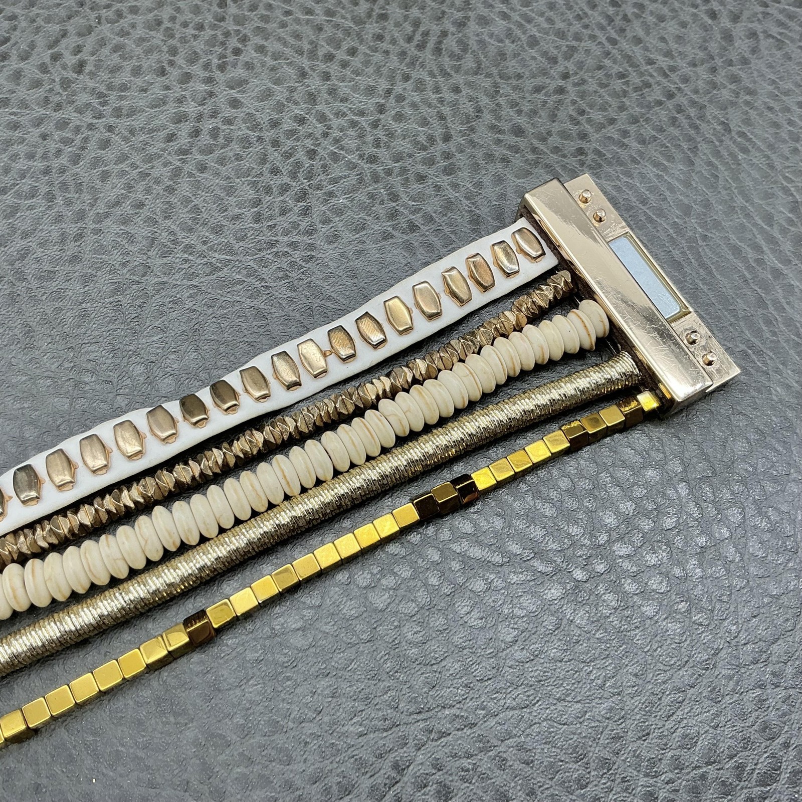 Victoria Emerson Bracelet Gold Tone Beige Beaded Multi Strand Cuff Womens 7 In