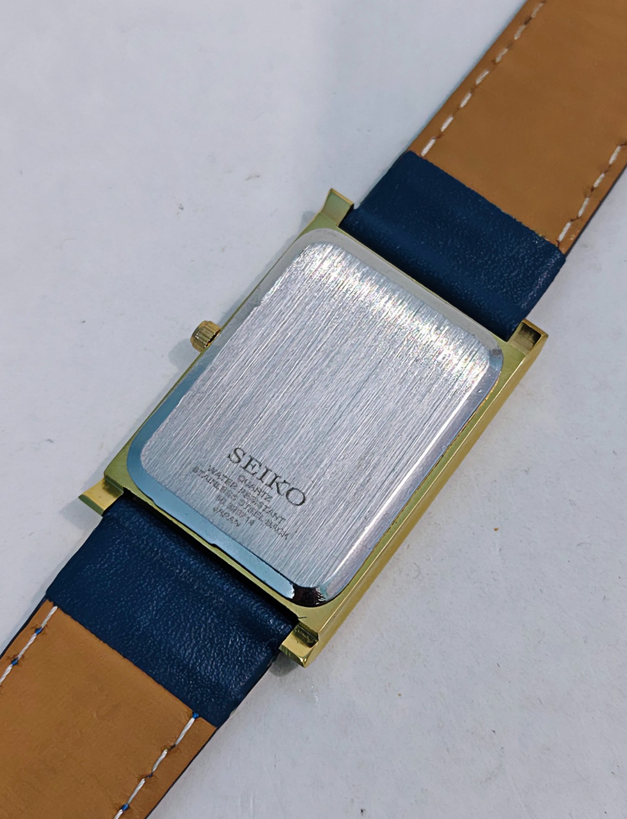 Vintage Style Seiko Tank Red Dial Slim Unisex 27mm Wristwatch
