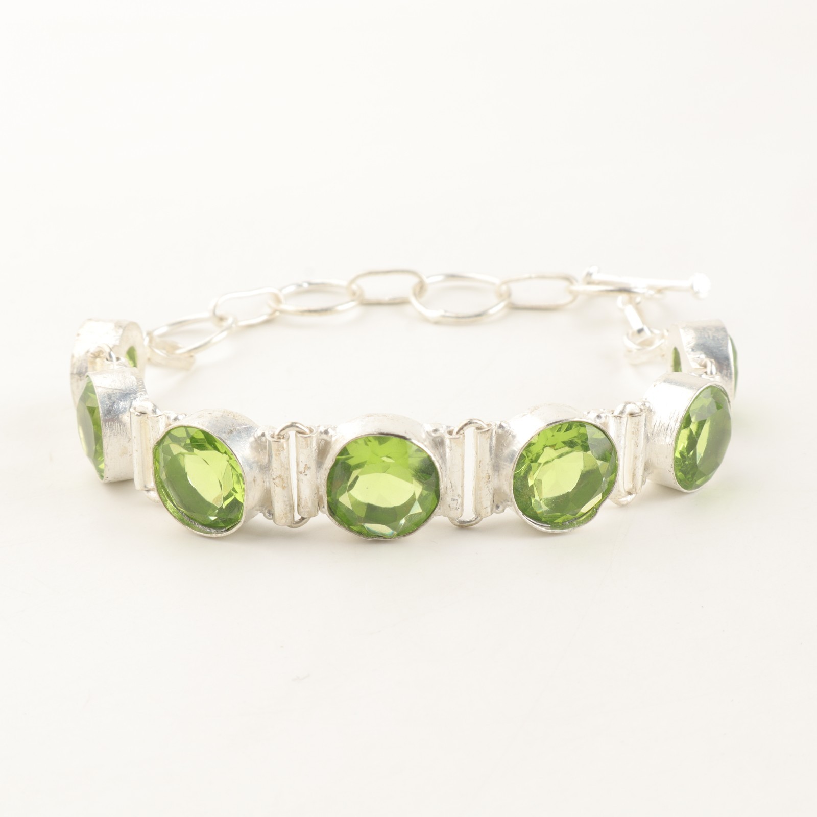 Peridot Gemstone 925 Sterling Silver Jewelry Handmade Bracelet 9″ Gift For Women