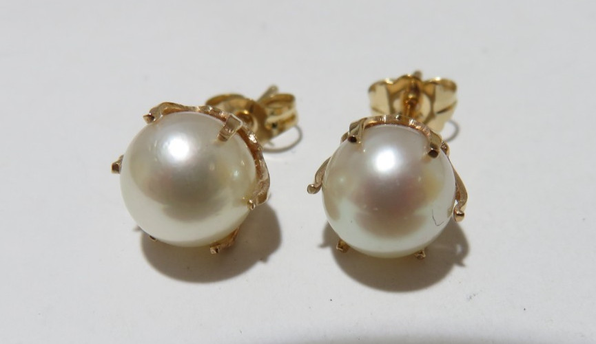14K YG 6.90 mm ROUND CULTURED PEARL STUD EARRINGS 2.00 grams (AI-2765)