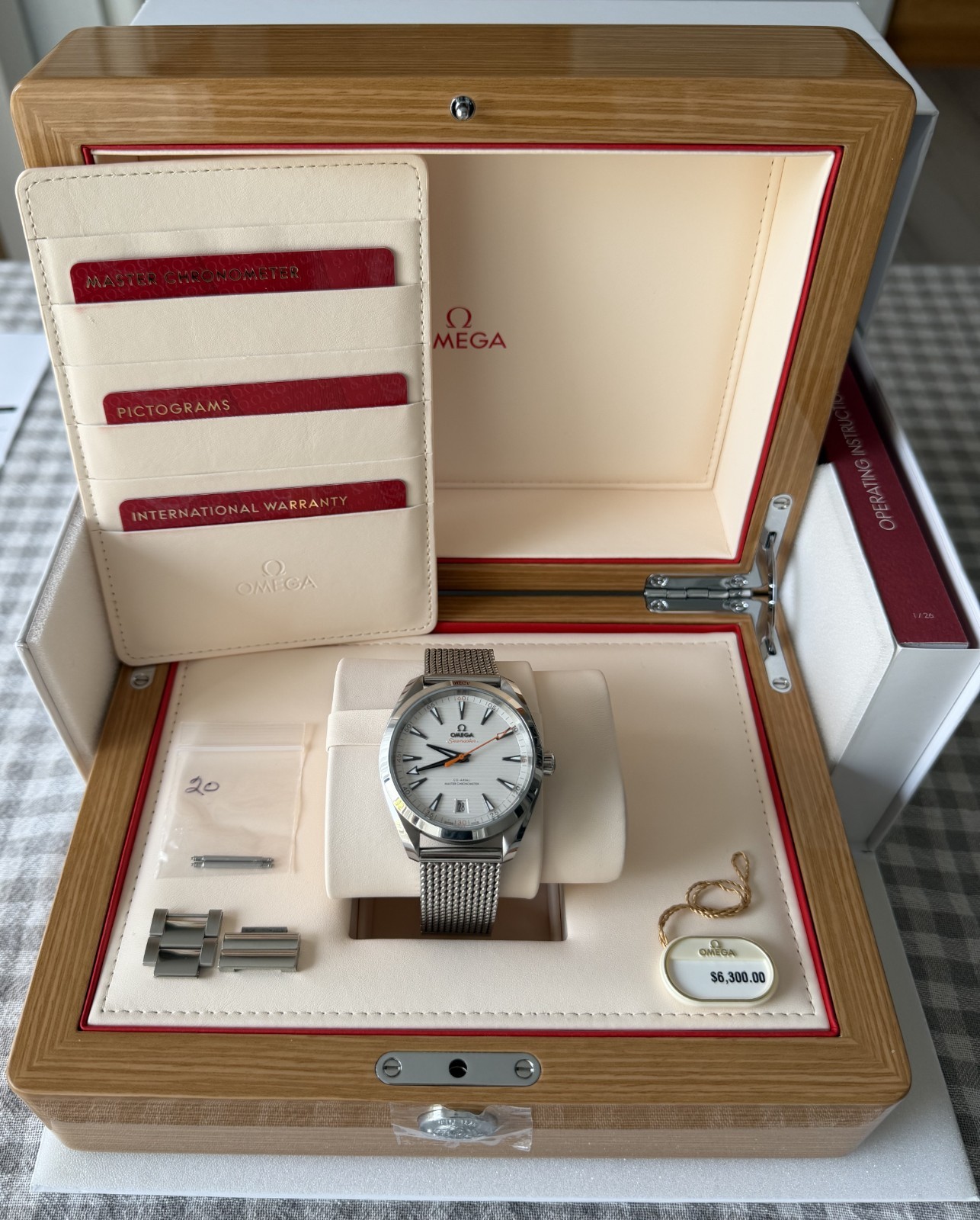 Seamaster Aqua Terra 41mm – 2024 Card – 2 Bracelets!!! 220.10.41.21.02.001