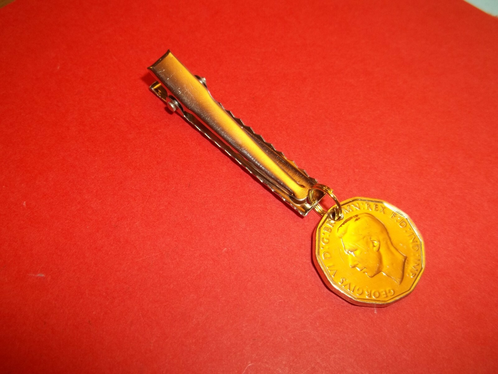 THREE PENNY BIT COIN – PENDANT NAPKIN CLIP – 1951 – 75th BIRTHDAY – RARE YEAR