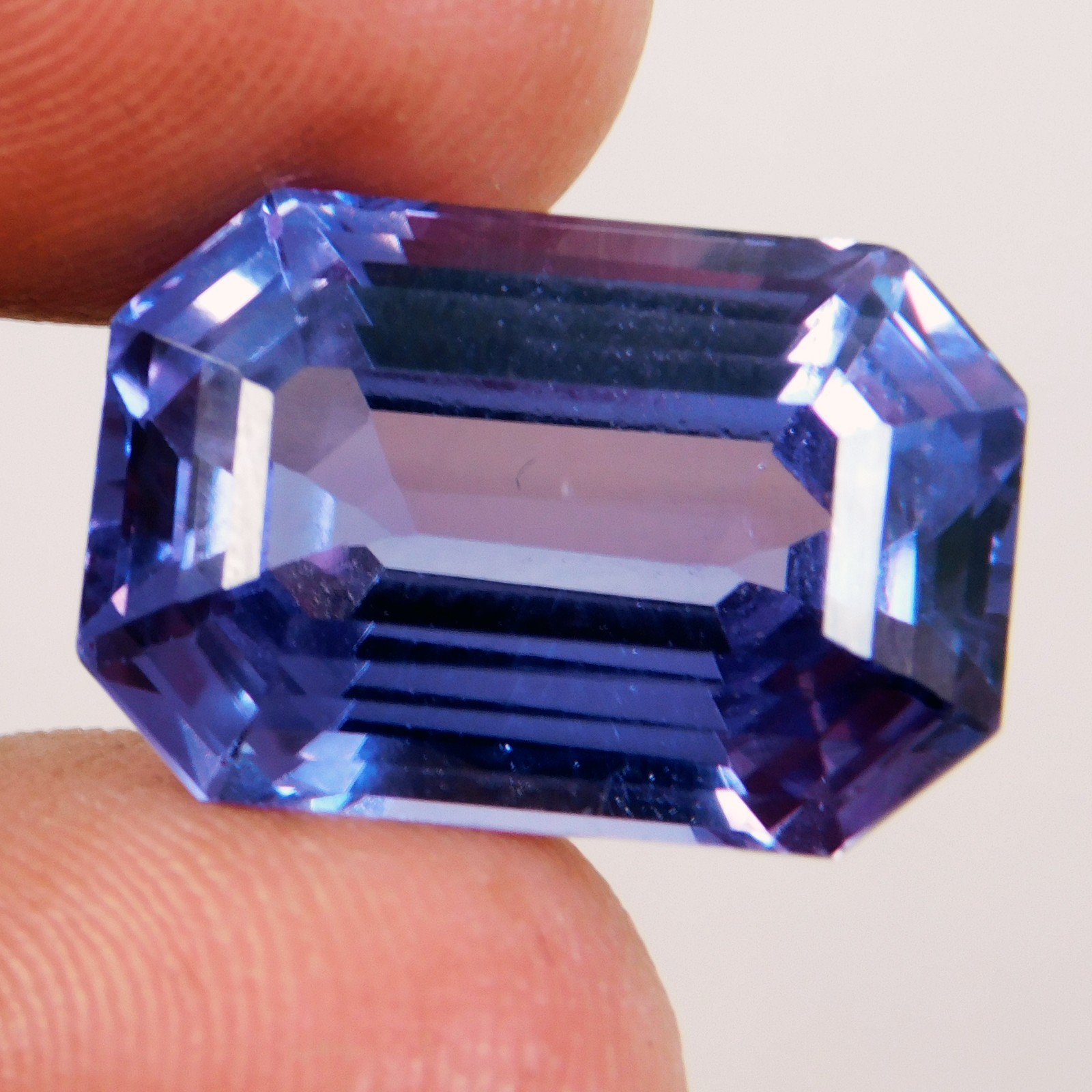 20.00 Ct Natural Color Change Alexandrite Emerald Cut Certified Loose Gemstone