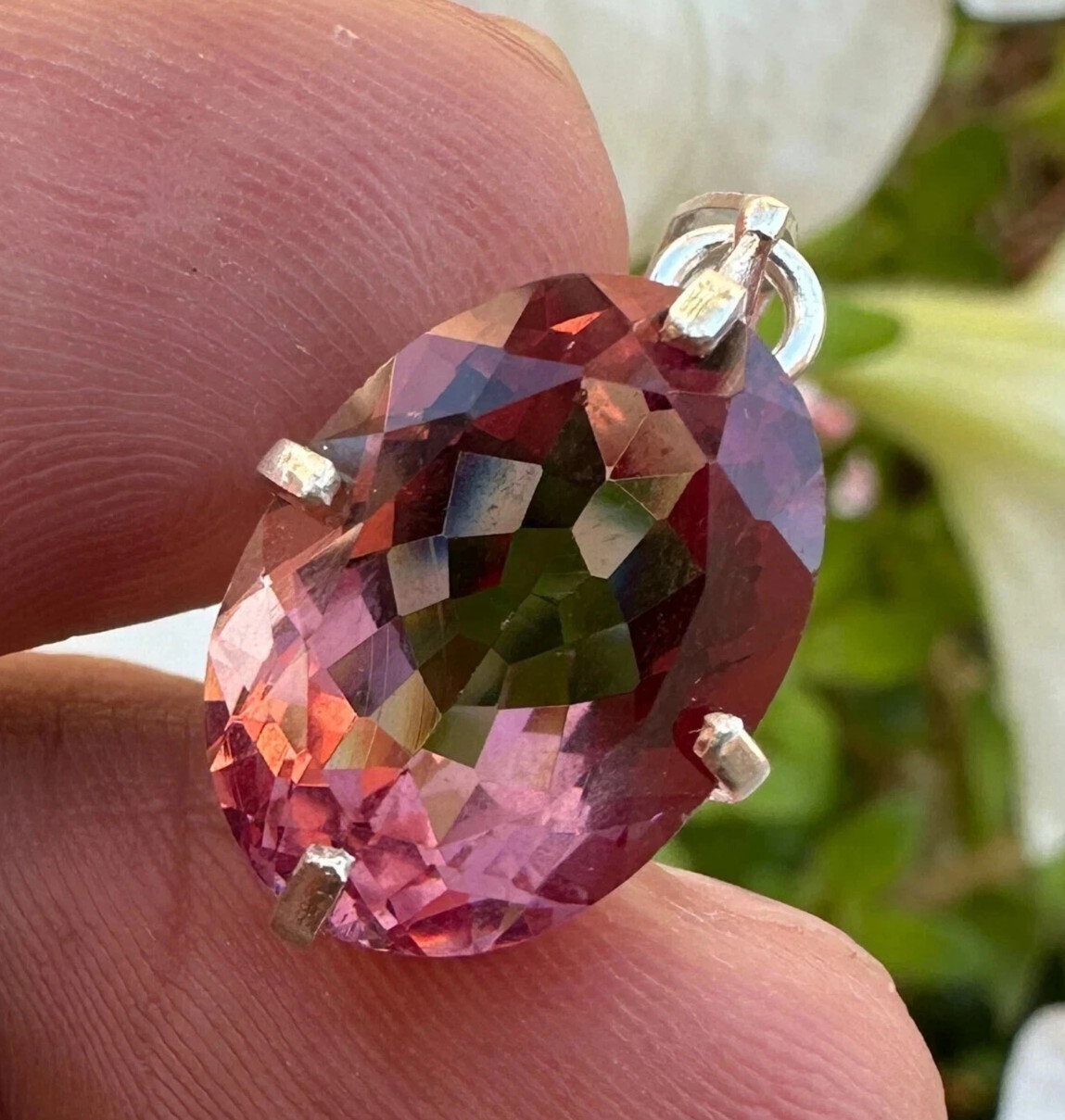 Natural 24.72 CT Color Change Alexandrite Certified Gemstone Pendant 925 Silver