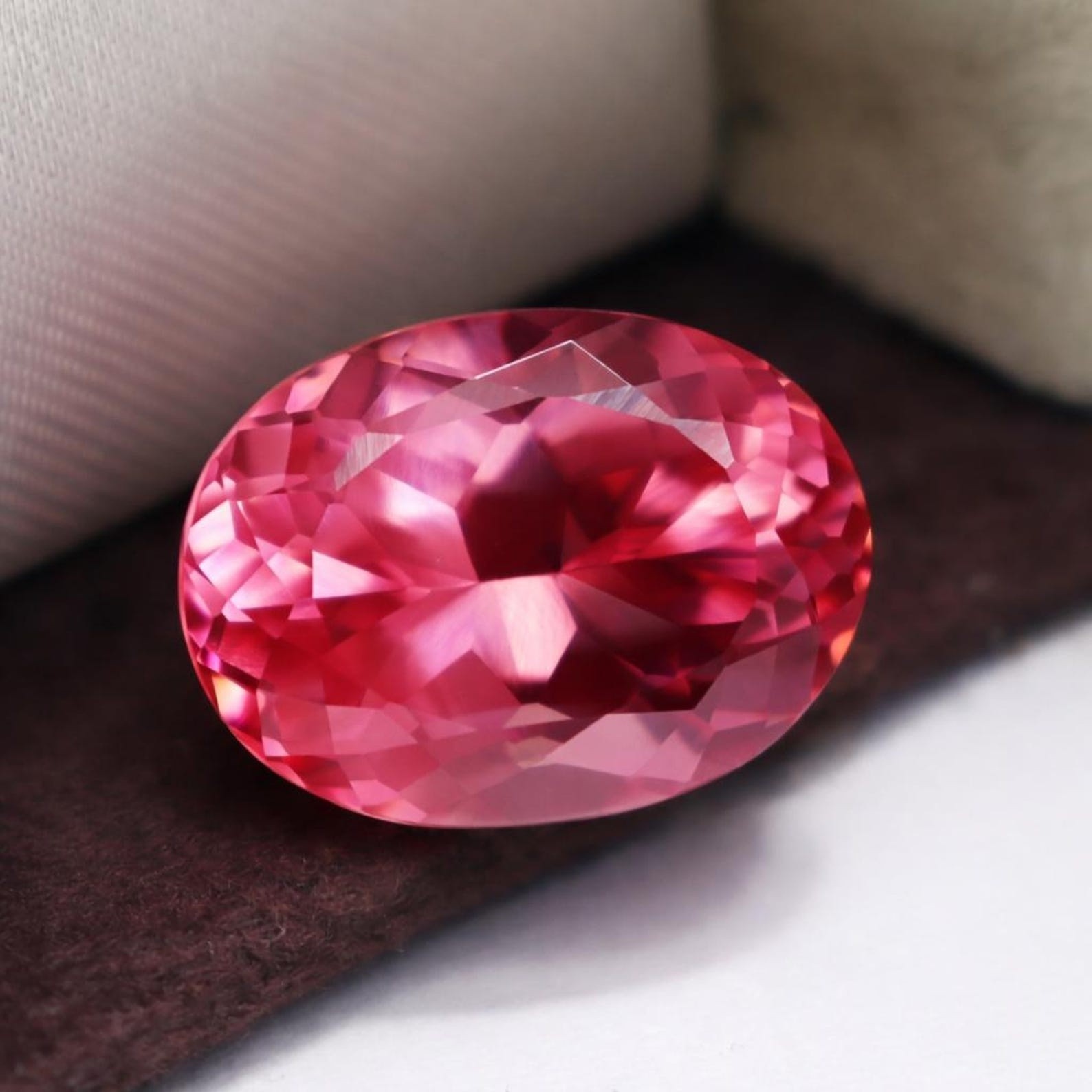 Natural Flawless Ceylon Padparadscha Sapphire Oval Cut Loose Gemstone 10 Ct