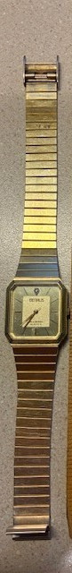 Benrus Diamond Quartz Gold Tone Dress Watch Adjustable Bracelet