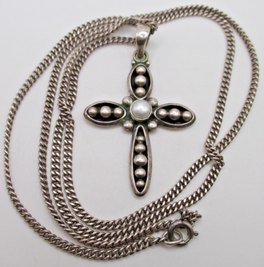 Silpada Sterling Silver Contemporary Credence Pearl Cross Pendant 24″ 925 chain