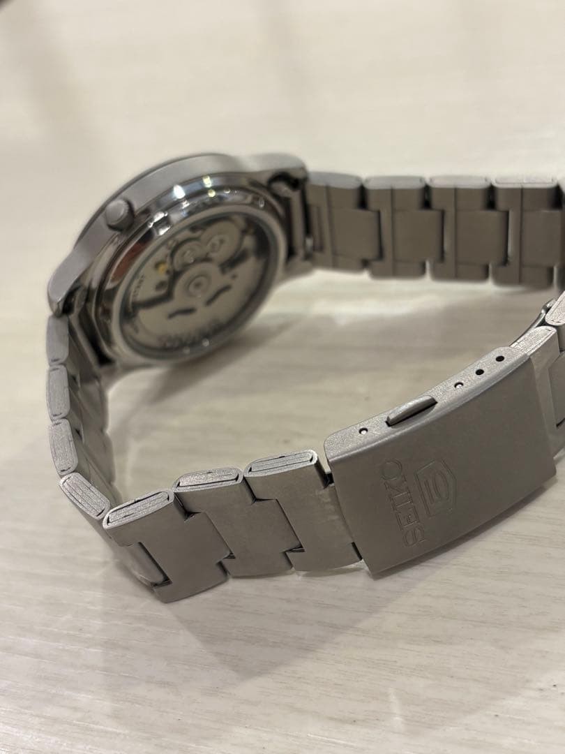 Seiko SNK809 Watch Tested & Works 8877