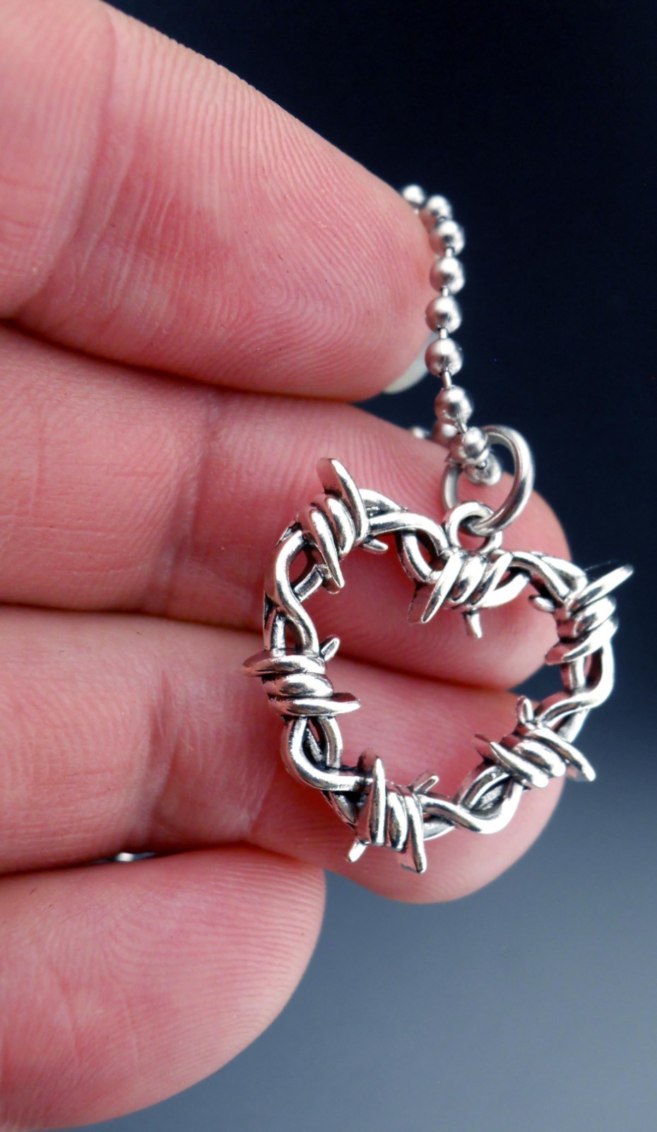 Barbed Wire Heart Necklace Stainless Chain New Barb Wire Pendant