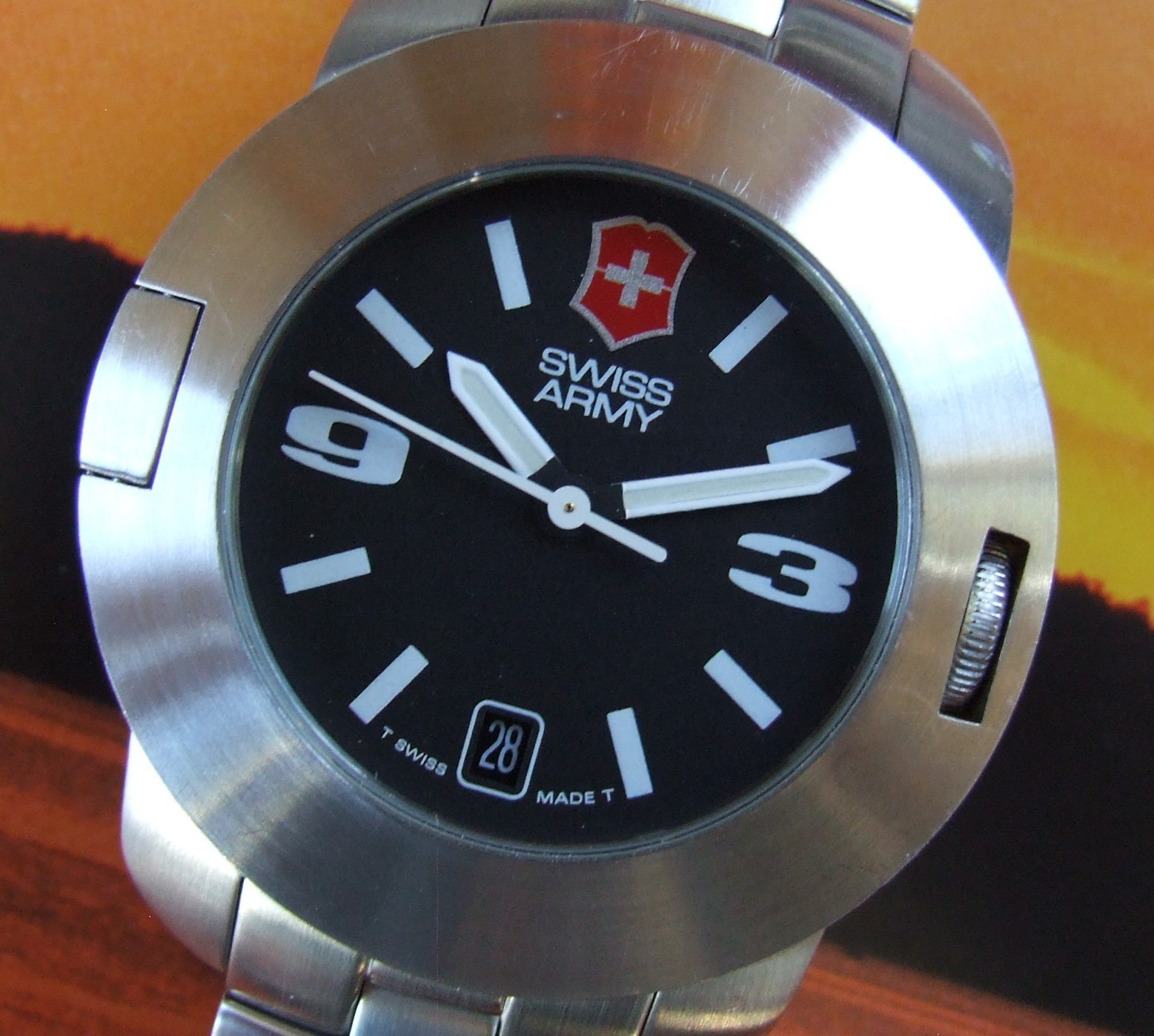 SWISS ARMY~Men RARE SC 1000 SOLAR COMPASS Quartz Date Watch~OEM SS Bracelet~NICE