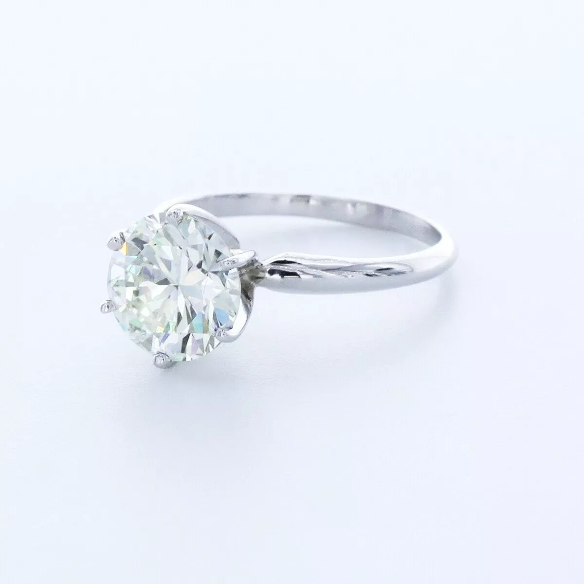 Solitaire Engagement Ring Classic 14K Gold 2.41 CT Round Lab-Grown Diamond H VS1