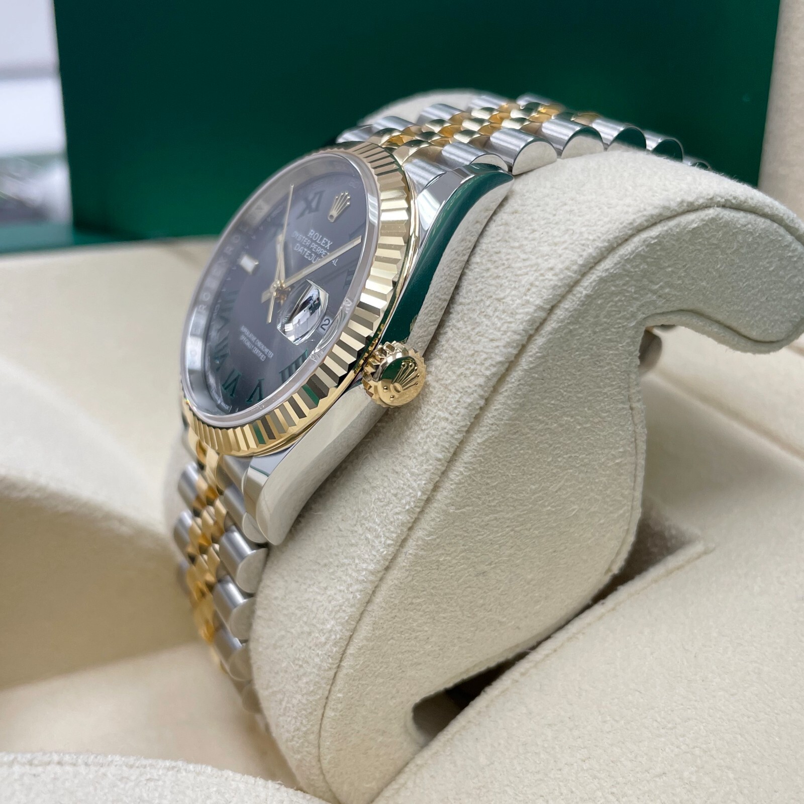 Rolex 126233 Datejust 36mm Two-Tone Yellow Gold Fluted Bezel Wimbledon Dial