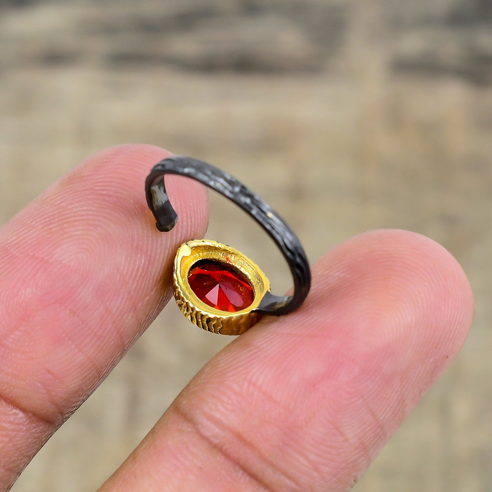 Red Garnet Black And Gold Plated 925 Sterling Silver Ring S.Adjustable R87132