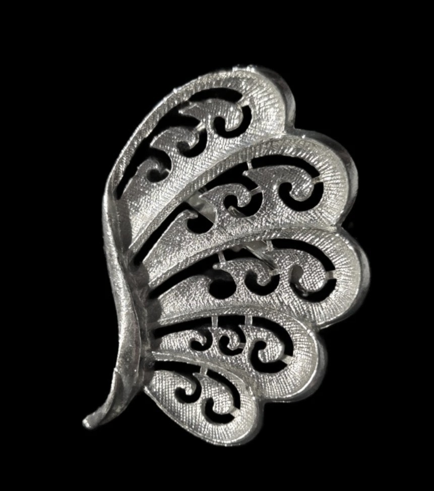 Vintage Silver Tone Textured Butterfly Wing Pin Brooch 2 1/8 in.
