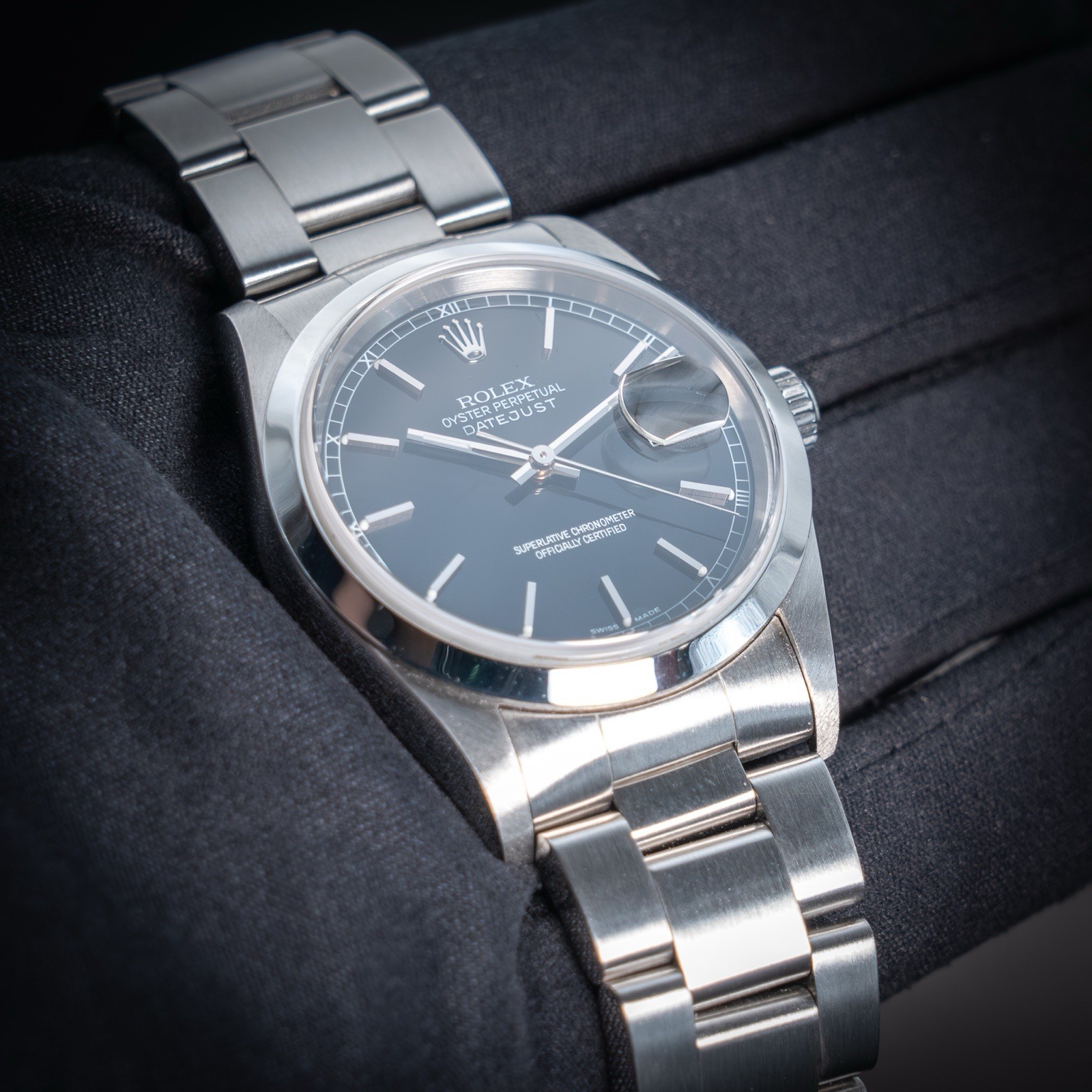 Rolex Date Just ref. 16200 Steel Quadr. Black Box and Warranty