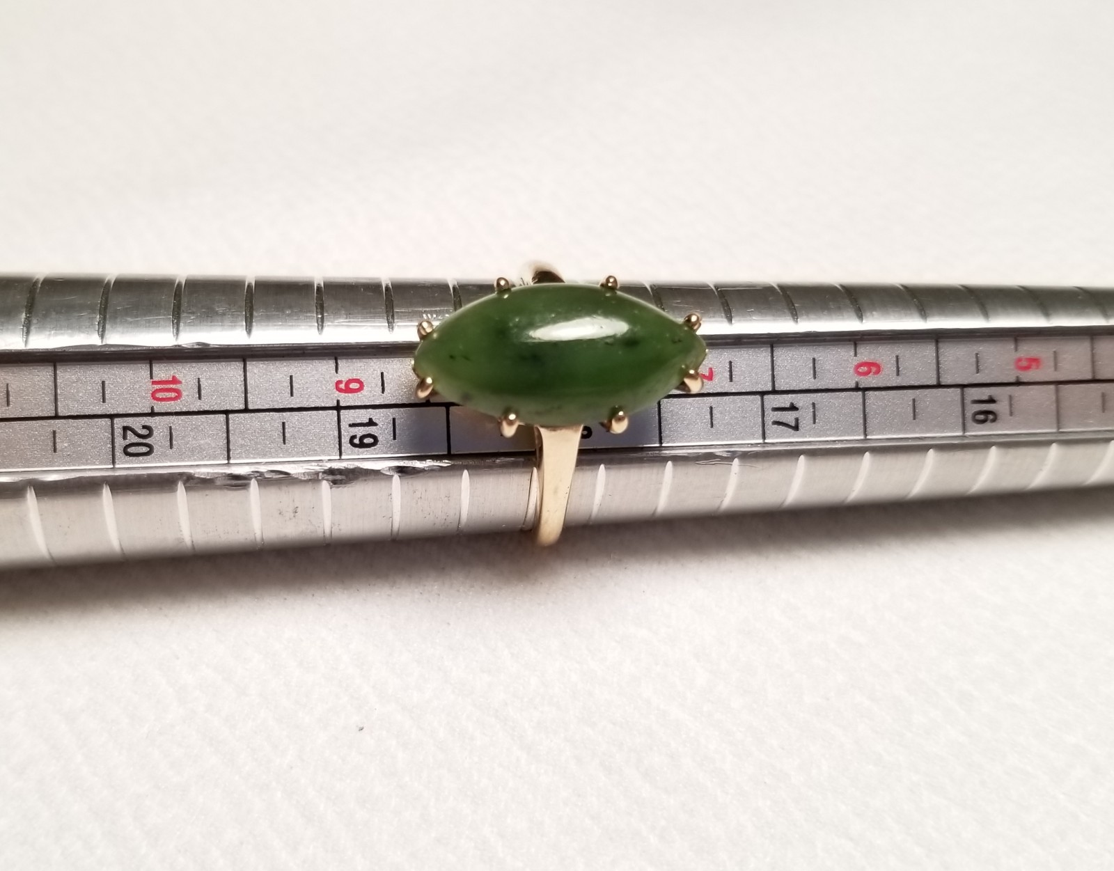 14k Yellow Gold Green Nephrite Jade Marquis Cabochon Ring Size 8 – 4.2 Grams