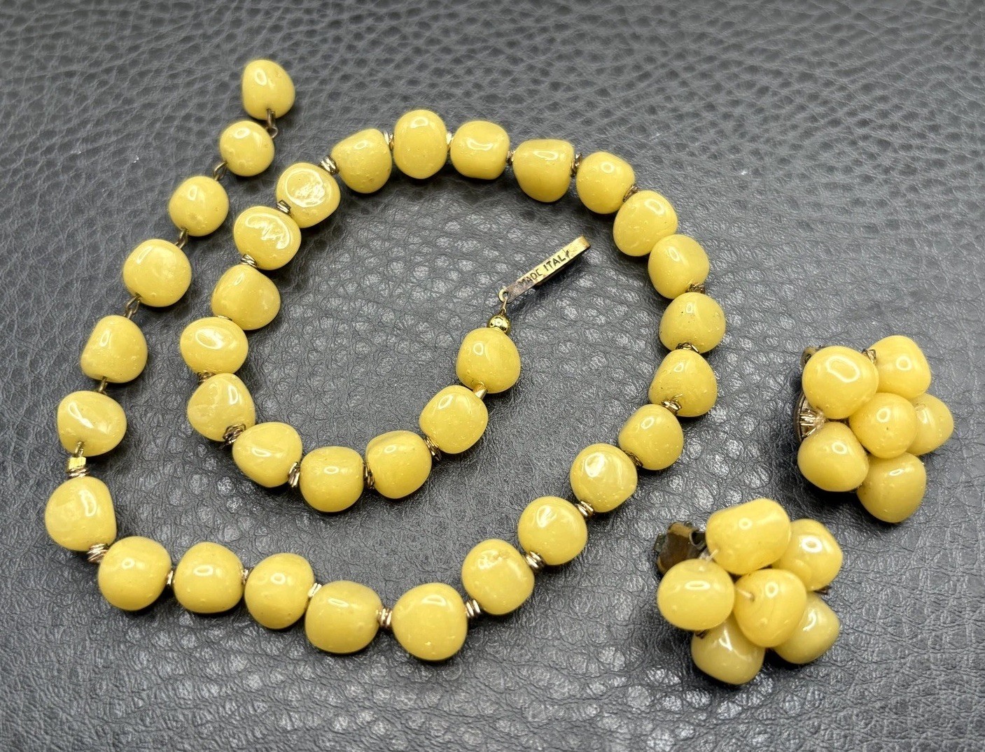 Vintage Made In Italy Yellow Art Glass Bead Necklace & Clip Ons Earring Set